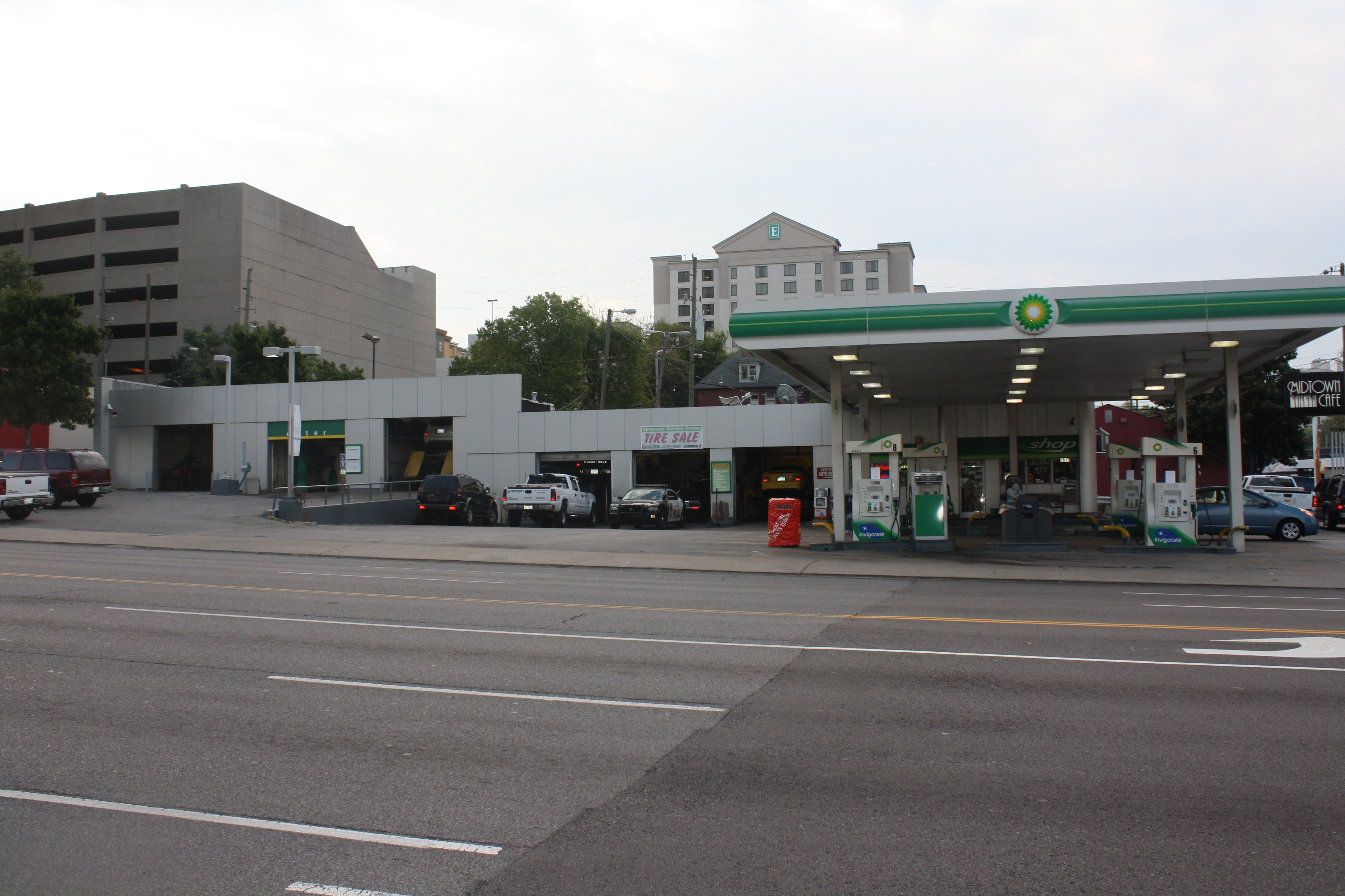 SImpsons BP West End Services Center Nashville TN Gas ...